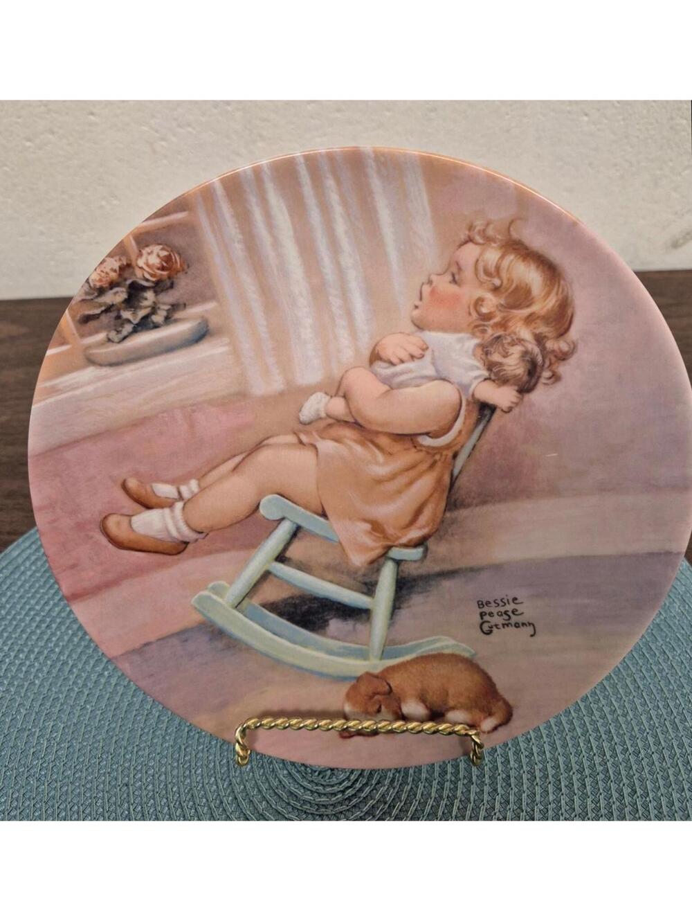 Bessie Pease Gutmann 'The Lullaby' Collector Plate - Magical Moments Series